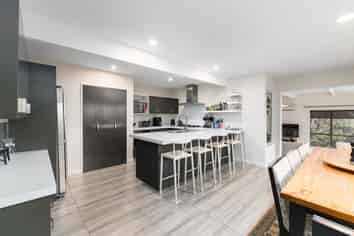 2 Cannon Hill Crescent, Mount Pleasant