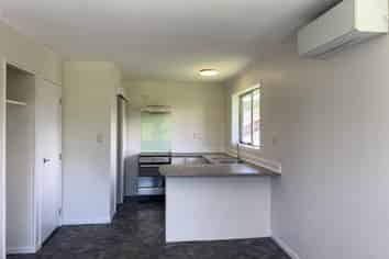 2/10 Ciprian Place, Henderson