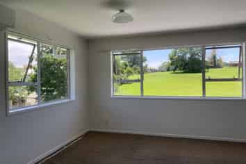 2/10 Ciprian Place, Henderson