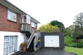 2/10 Ciprian Place, Henderson