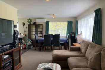 2/10 Ciprian Place, Henderson