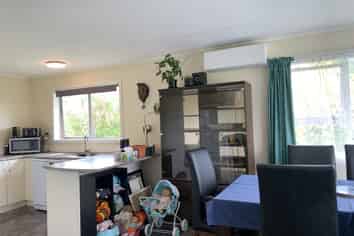 2/10 Ciprian Place, Henderson