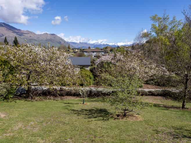 5 Cottonwood Lane, Wanaka