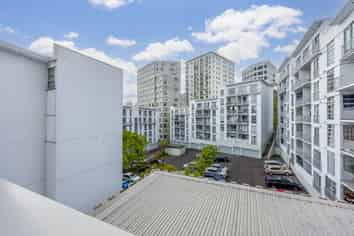 5D/15 City Road, Auckland Central