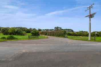 192 Upper Kina Road, Oaonui