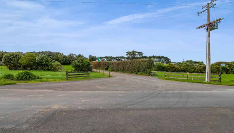 192 Upper Kina Road, Oaonui