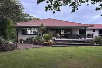 192 Upper Kina Road, Oaonui