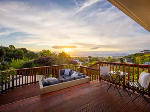 65 The Ridgeway, Stoke