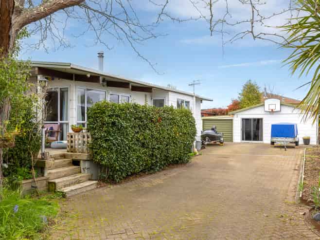 6 Glengarry Place, Hilltop