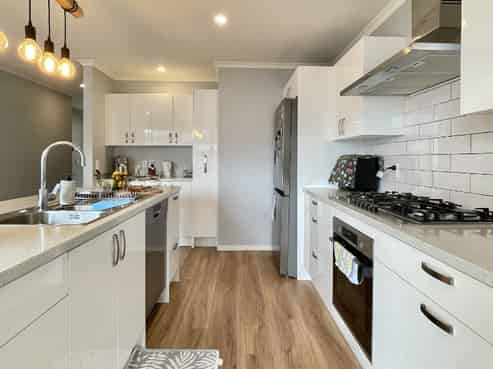 12 Schooner Drive, Whitby