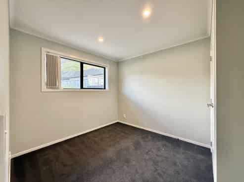 12 Schooner Drive, Whitby