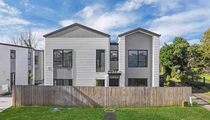 77 B Buckland Road, Mangere East
