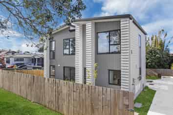77 B Buckland Road, Mangere East