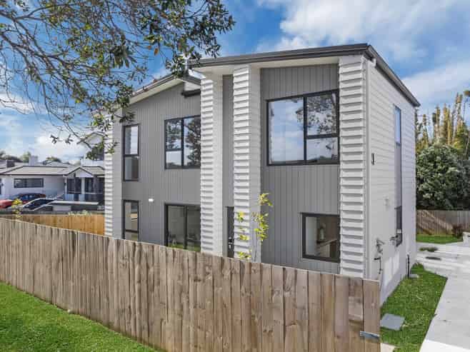 77 B Buckland Road, Mangere East