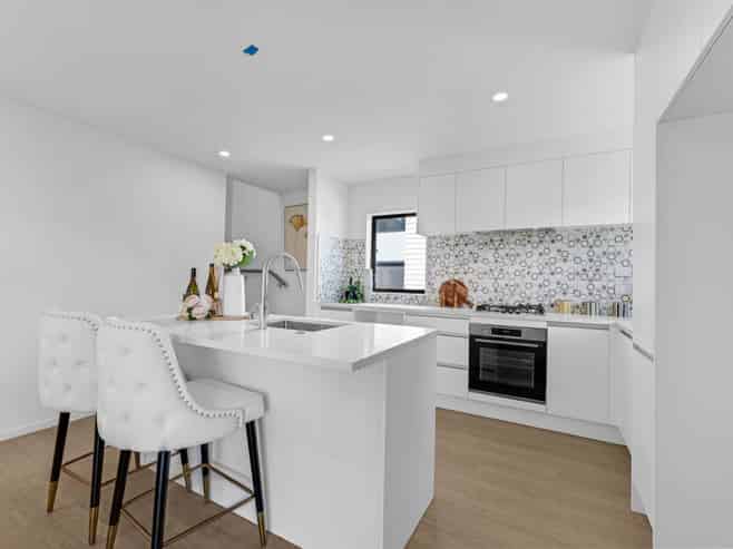 77 B Buckland Road, Mangere East