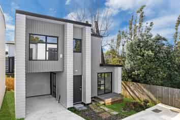 77 C Buckland Road, Mangere East
