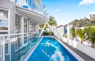 127 Beach Road, Castor Bay