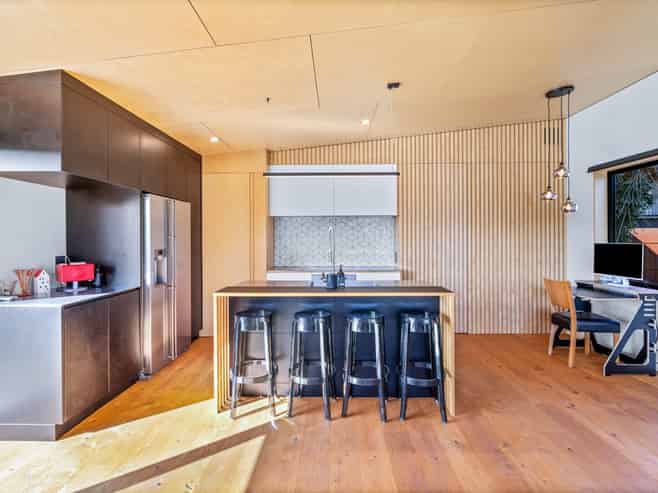 1 Alexander Street, Riverton