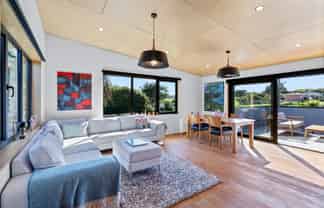 1 Alexander Street, Riverton