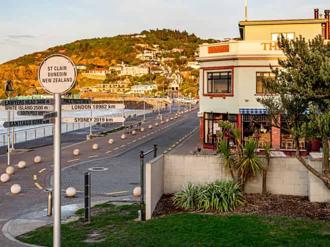 37 Albert Street, Saint Clair