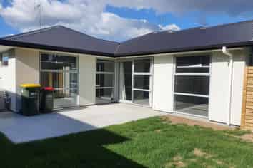 1/26 Garnett Avenue, Forest Lake
