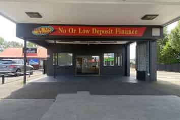 Commanding Location - For Lease