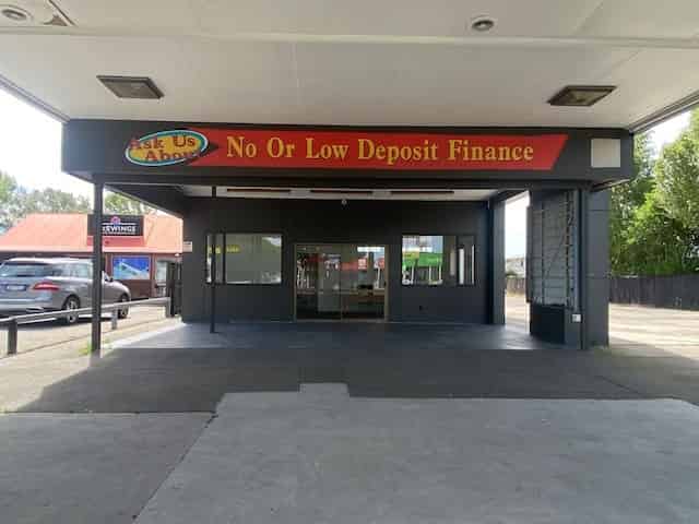 Commanding Location - For Lease