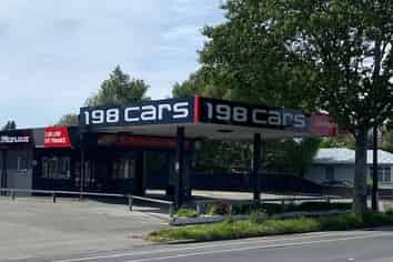 Commanding Location - For Lease