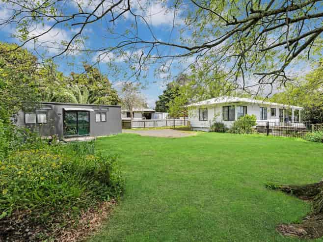 22 Pukeroa Place, Papakura