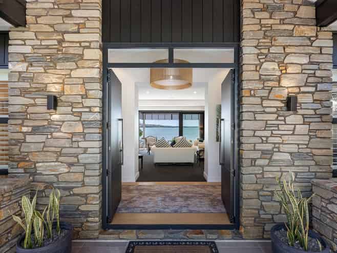 76 Bramley Drive, Farm Cove
