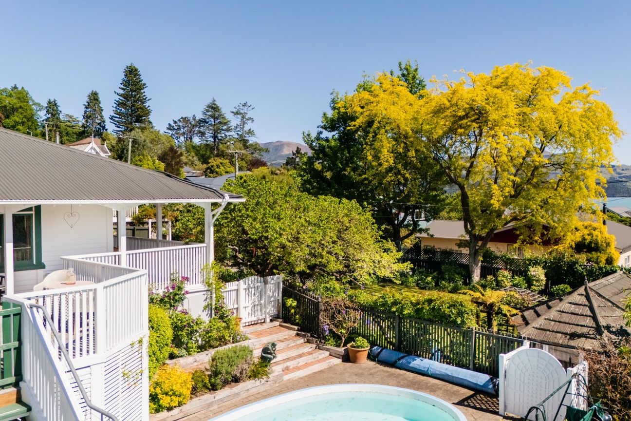Timeless elegance in a coveted Akaroa setting – pohled 5