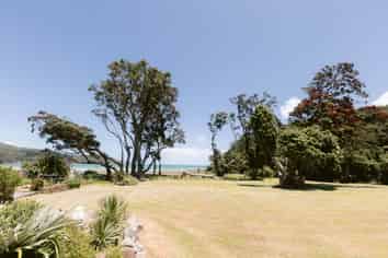 5 Mulberry Grove Road, Great Barrier Island