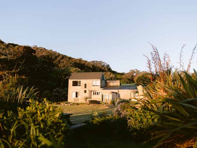 5 Mulberry Grove Road, Great Barrier Island