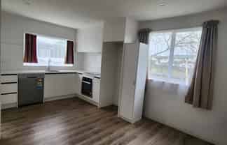 1/5 Myna Place, Weymouth