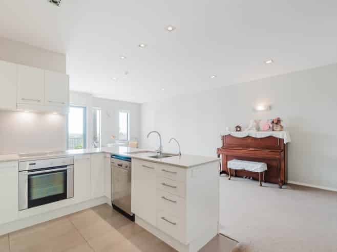 B305/525 East Coast Road, Pinehill