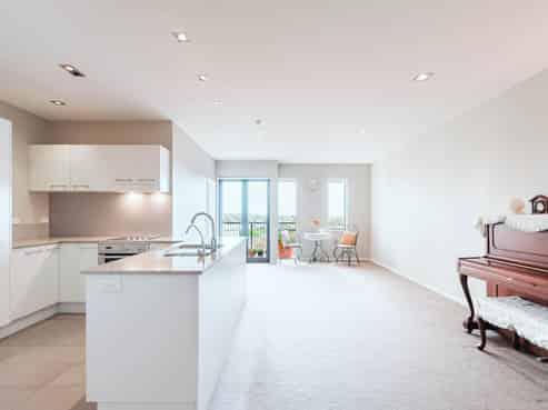 305/525B East Coast Road, Browns Bay