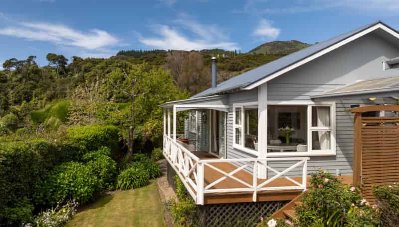 8 Percy Street, Akaroa