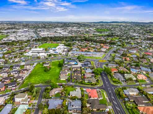 Long-term passive investment with two titles 