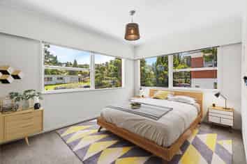 24 Holdaway Avenue, Northcote