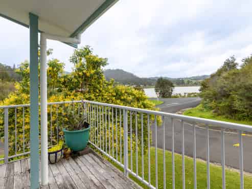 1 Patton Place, Tairua