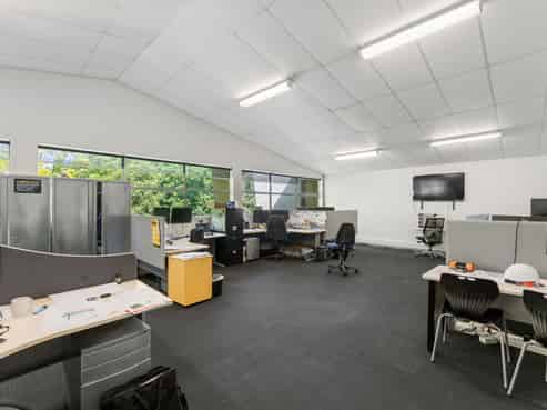 International Tenant - 6.5% return