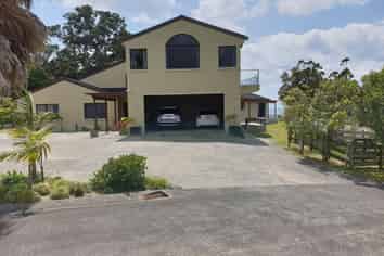 987 Hibiscus Coast Highway, Waiwera