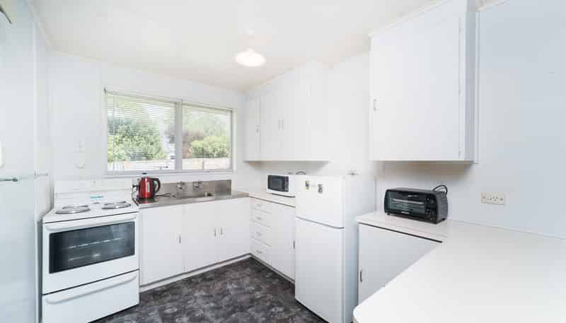  149B High Street, Bulls