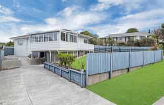 99 Sycamore drive, Sunnynook