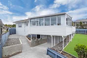 99 Sycamore drive, Sunnynook