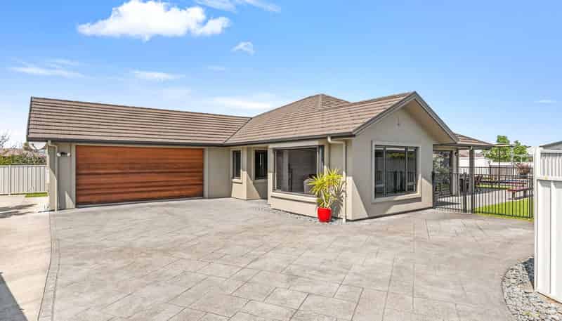 7 Pohutukawa Grove, Lytton West