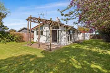 10 Boundary Road, Lincoln