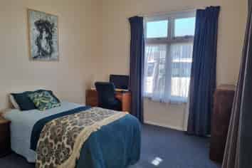 67 Cloten Road, Stratford