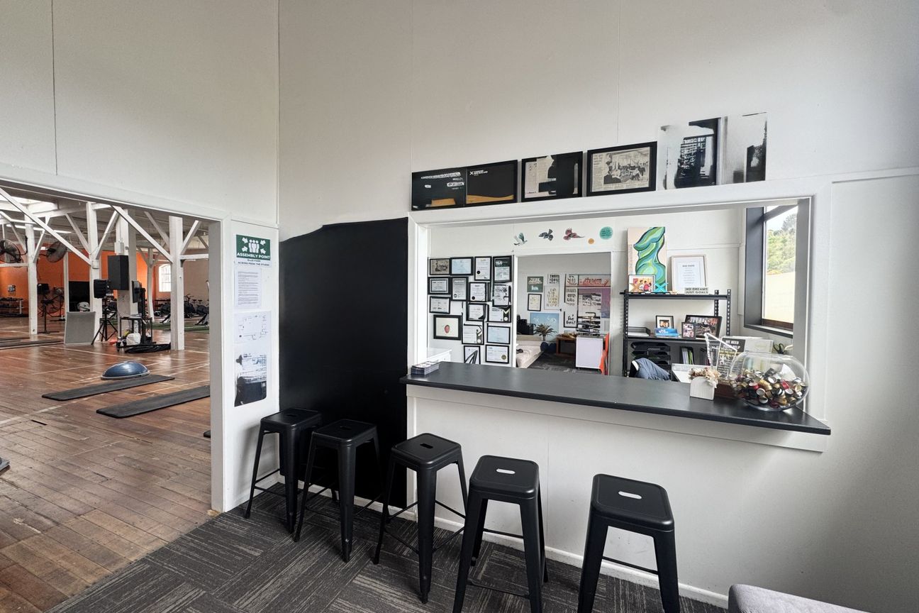 Versatile Industrial Space with Office & Car Parks - Vista 5