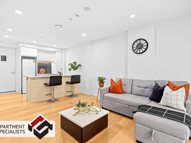 10 Lion Place, Epsom